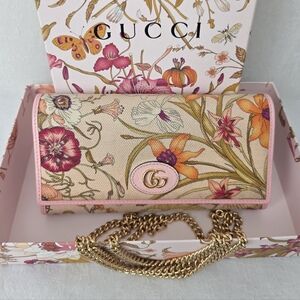 Auth Gucci Japan Exclusive Floral Wallet On Chain